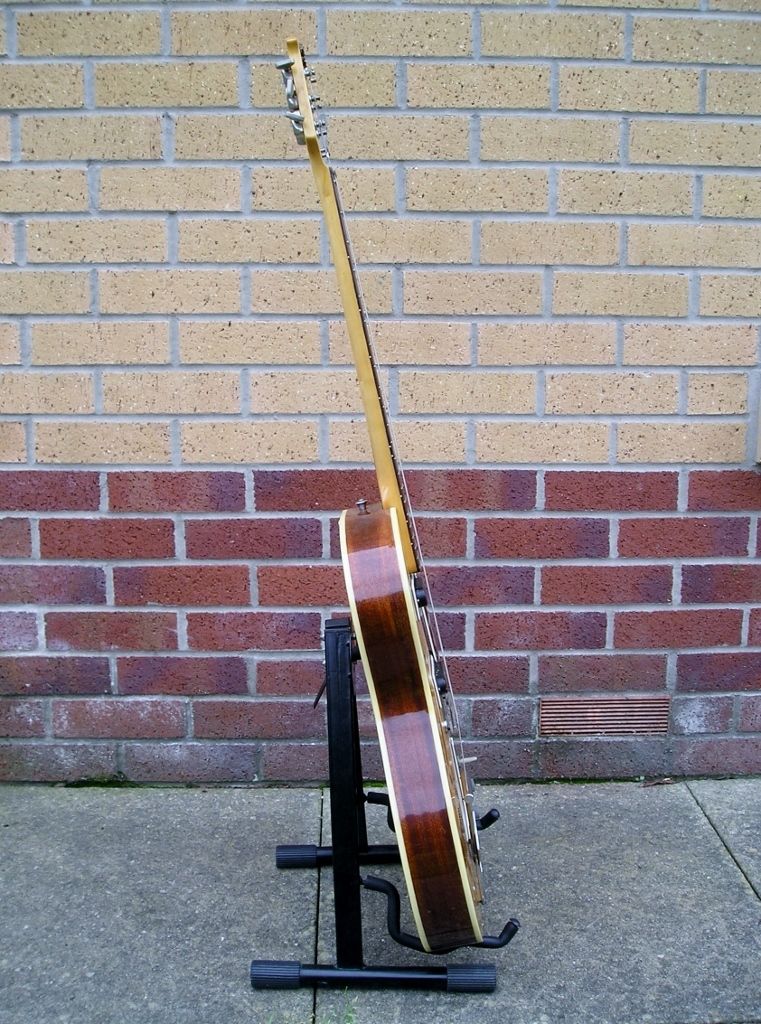 Burns GB65 Guitar